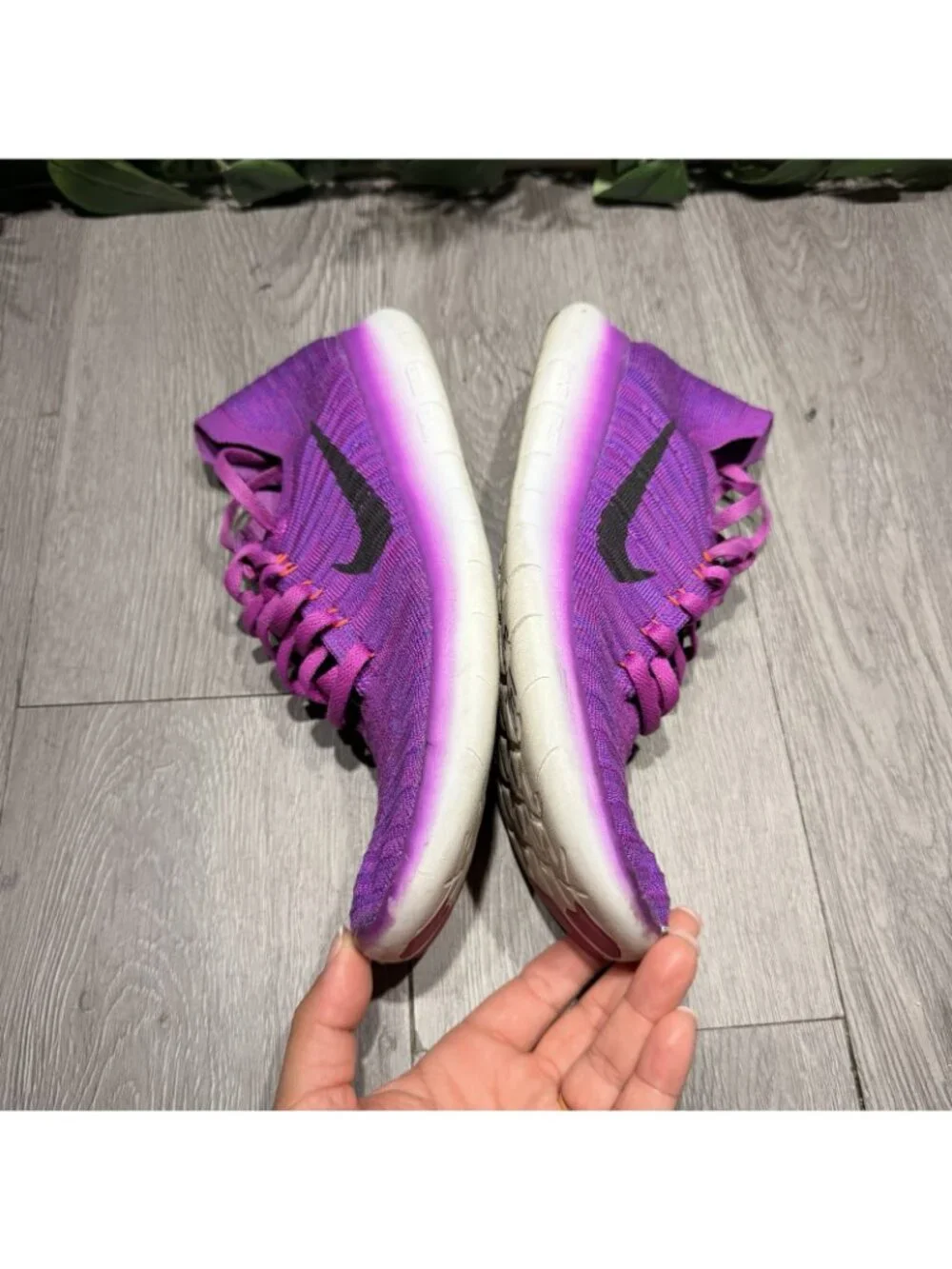 Nike Free RN Flyknit Women's Size 8 Running Shoes Hyper Violet Shoes 831070-501